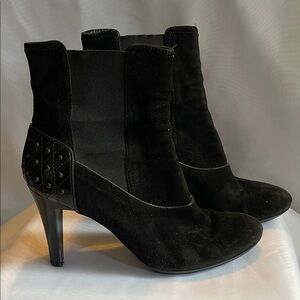 Tod’s  Elegant Women's Ankle Bootie